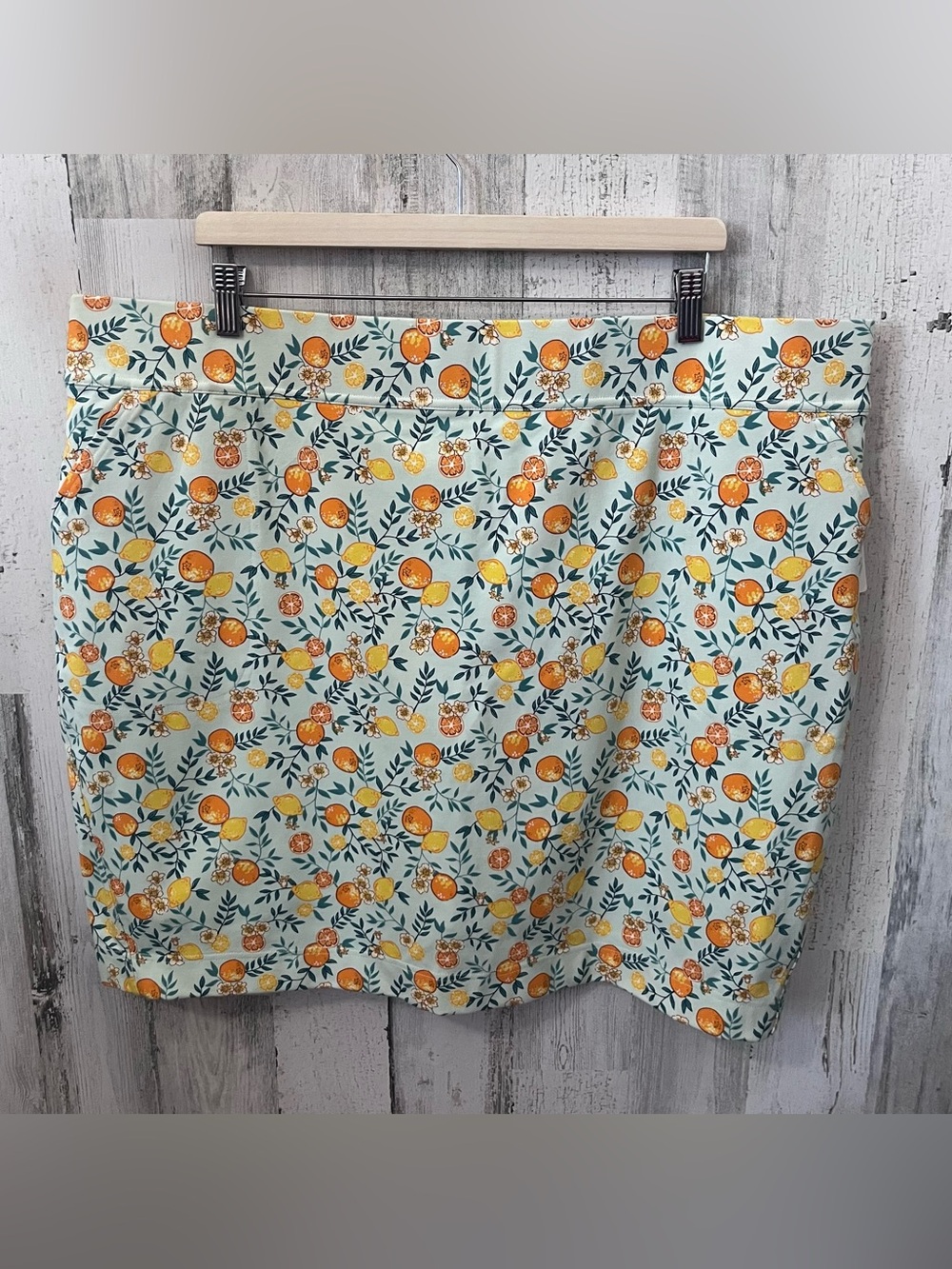 Duluth Trading Co Light Green Citrus Noga Floral Mini Skirt 2X NWT